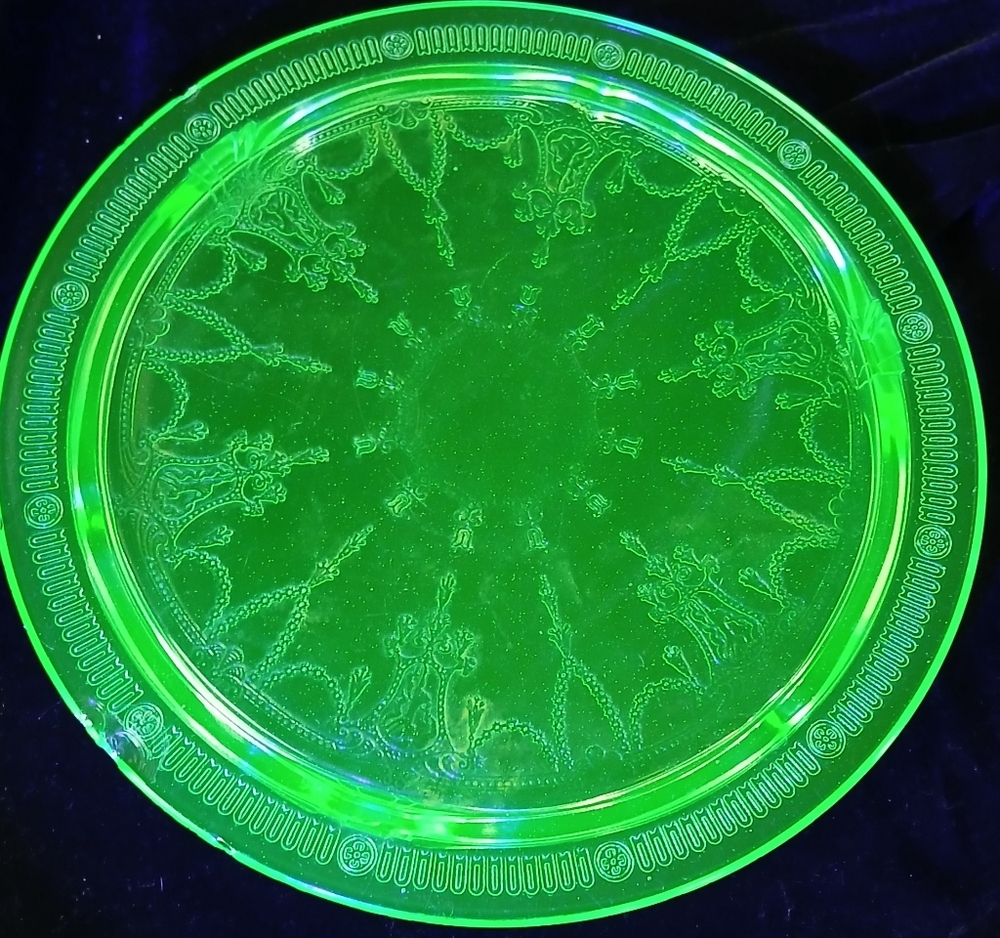 Vaseline Glass Footed Serving Plate~ Cameo Ballerina